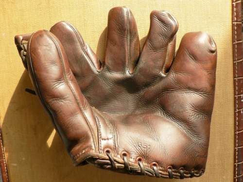 Howard Pollet Nokona G51 2 Front